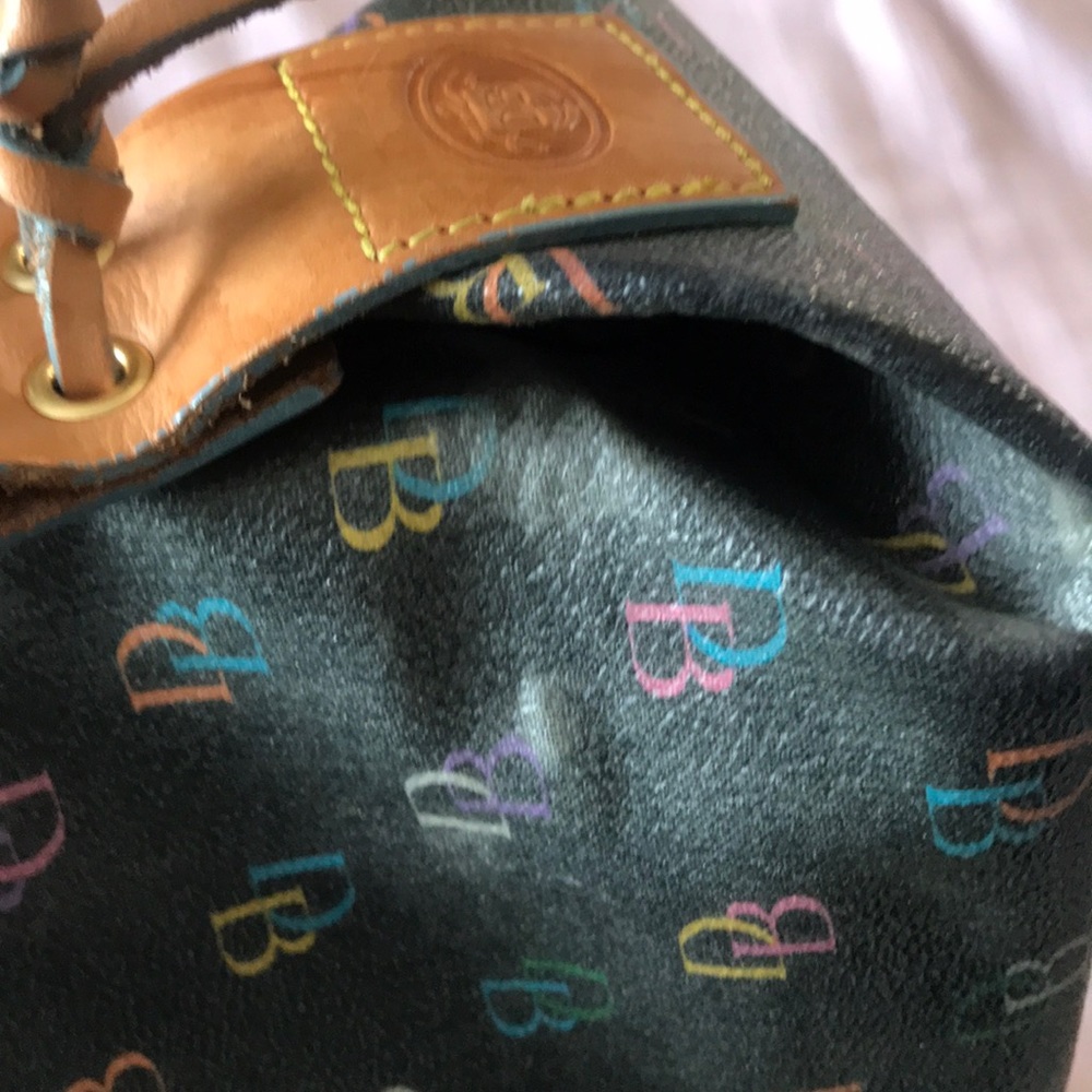 Dooney & buorke graphic purse - Picture 2 of 6